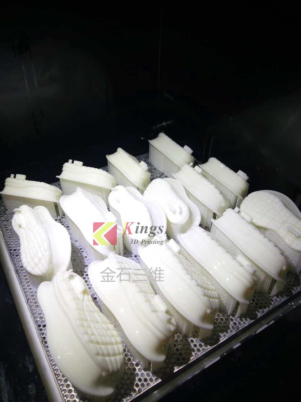 万人鞋厂耀群实业为何选择KY.COM开云,SLA光固化3D打印机