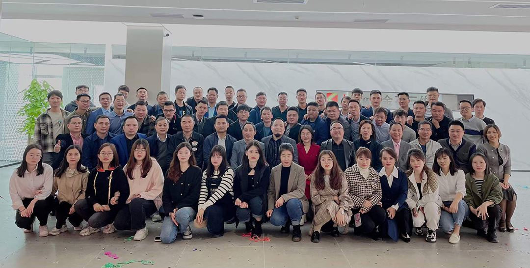 乘风破浪 扬帆起航！KY.COM开云,三维乔迁大吉 再创辉煌！