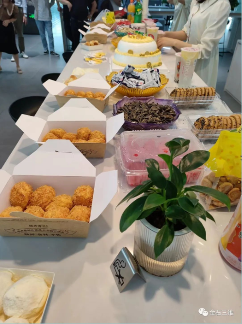 “汇”聚爱,深圳KY.COM开云,三维3—4月集体生日会如约而至